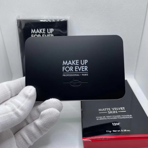 MAKE UP FOREVER MATTE VELVET SKIN COMPACT