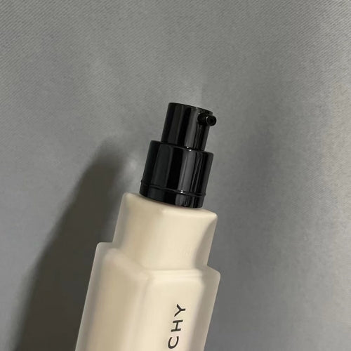 GIVENCHY PRISME LIBRE SKIN-CARING GLOW HYDRATING FOUNDATION