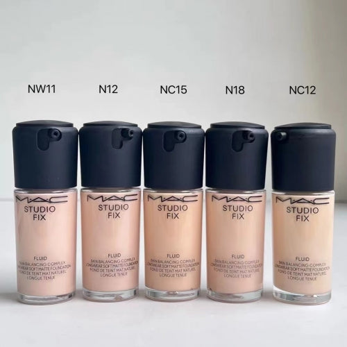 MAC STUDIO FIX FLUID SPF 15 24HR MATTE FOUNDATION + OIL CONTROL