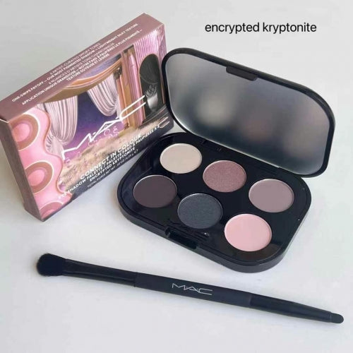 MAC CONNECT IN COLOUR EYE SHADOW PALETTE
